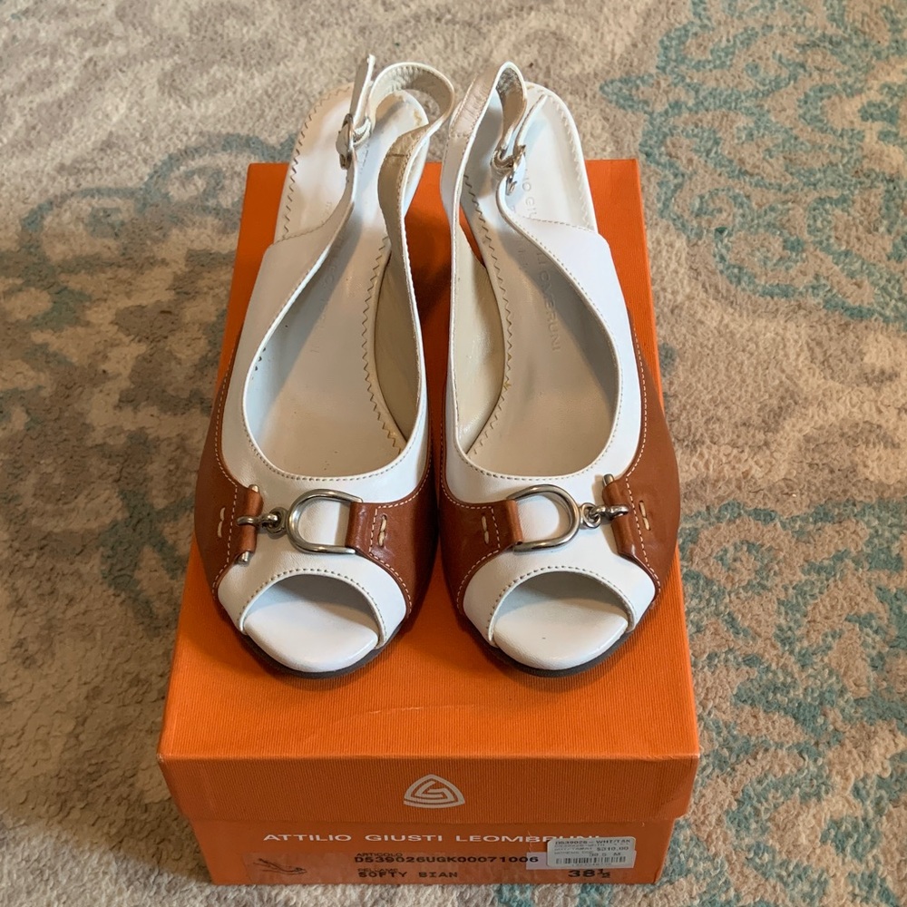 Attilio Giusti Leombruni White and Tan Heeled Slingbacks Size 38.5